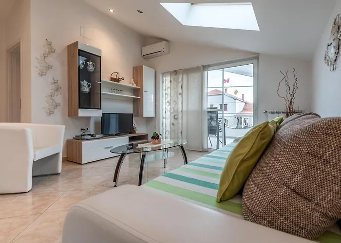 Apartamento Hrvoja 05 *