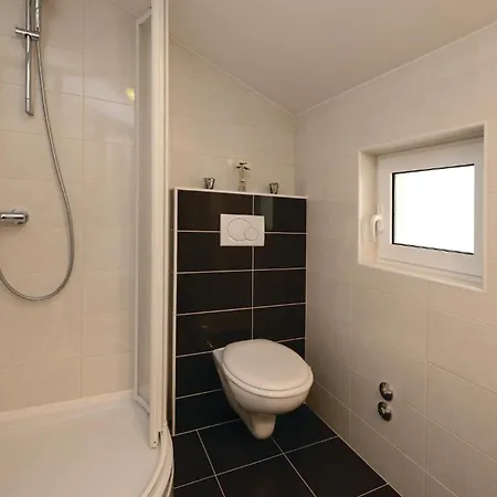 2 Bedroom Lovely Apartment In Zadar *